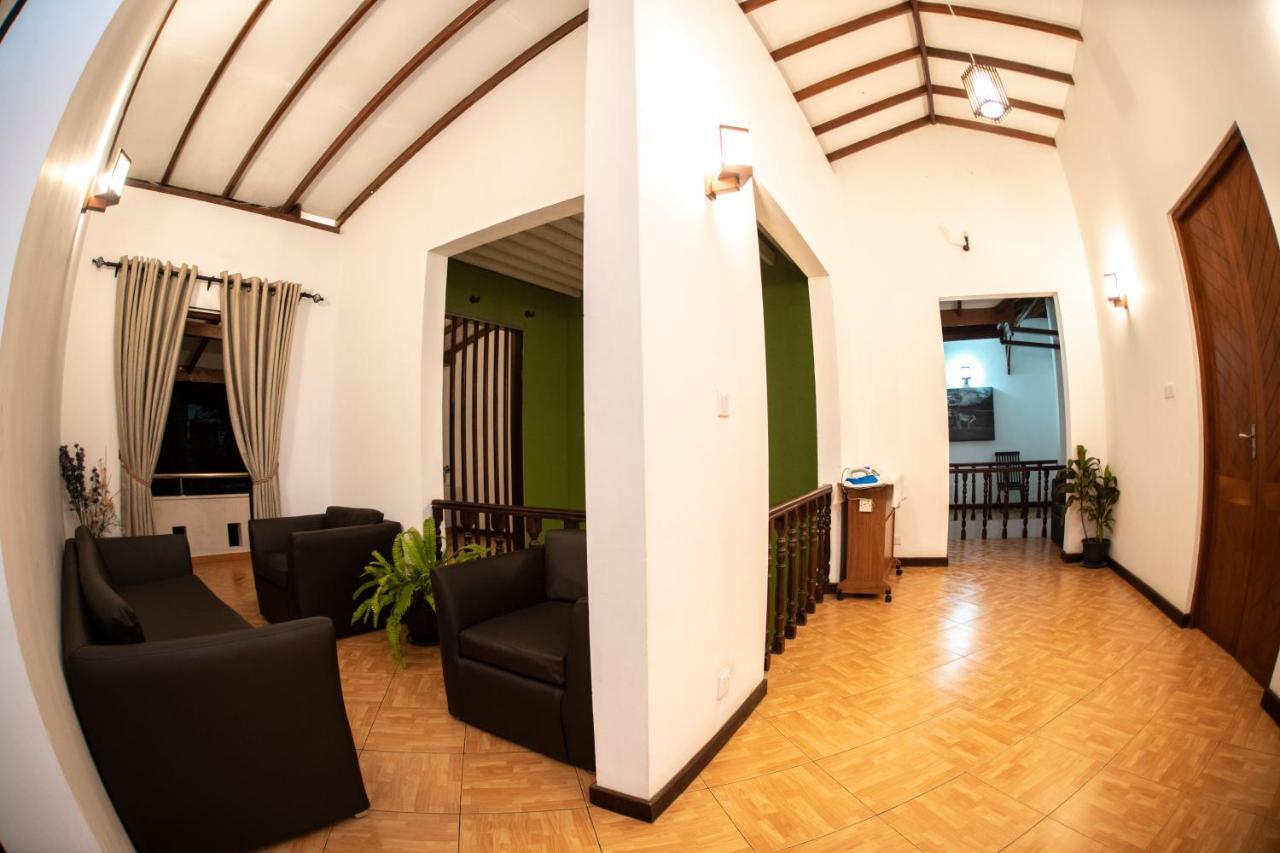Shakuna Villa Hikkaduwa Exteriör bild
